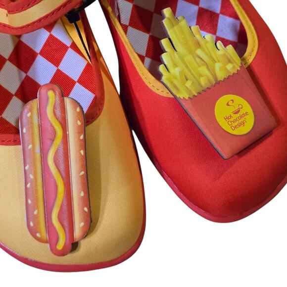 HOT CHOCOLATE DESIGN Chocolaticas Hot Dog Women's Mary Jane Flat Shoes SZ 7 US - Picture 3 of 5